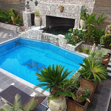 Apartment Antheus Graniti